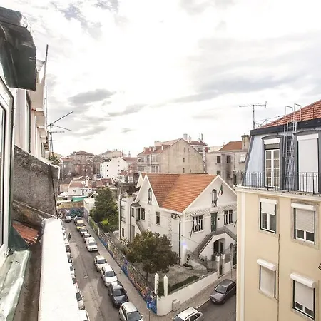 Lovelystay - Graca Terrace With River View شقة Lisboa